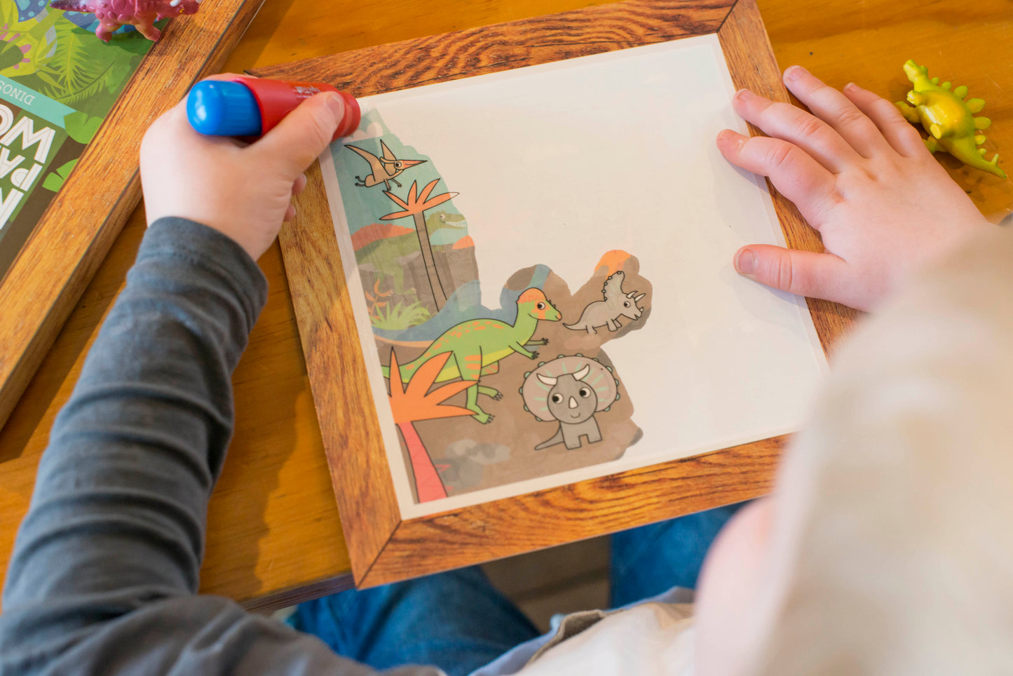 Magic Painting World - Dinosaurs | Tiger Tribe