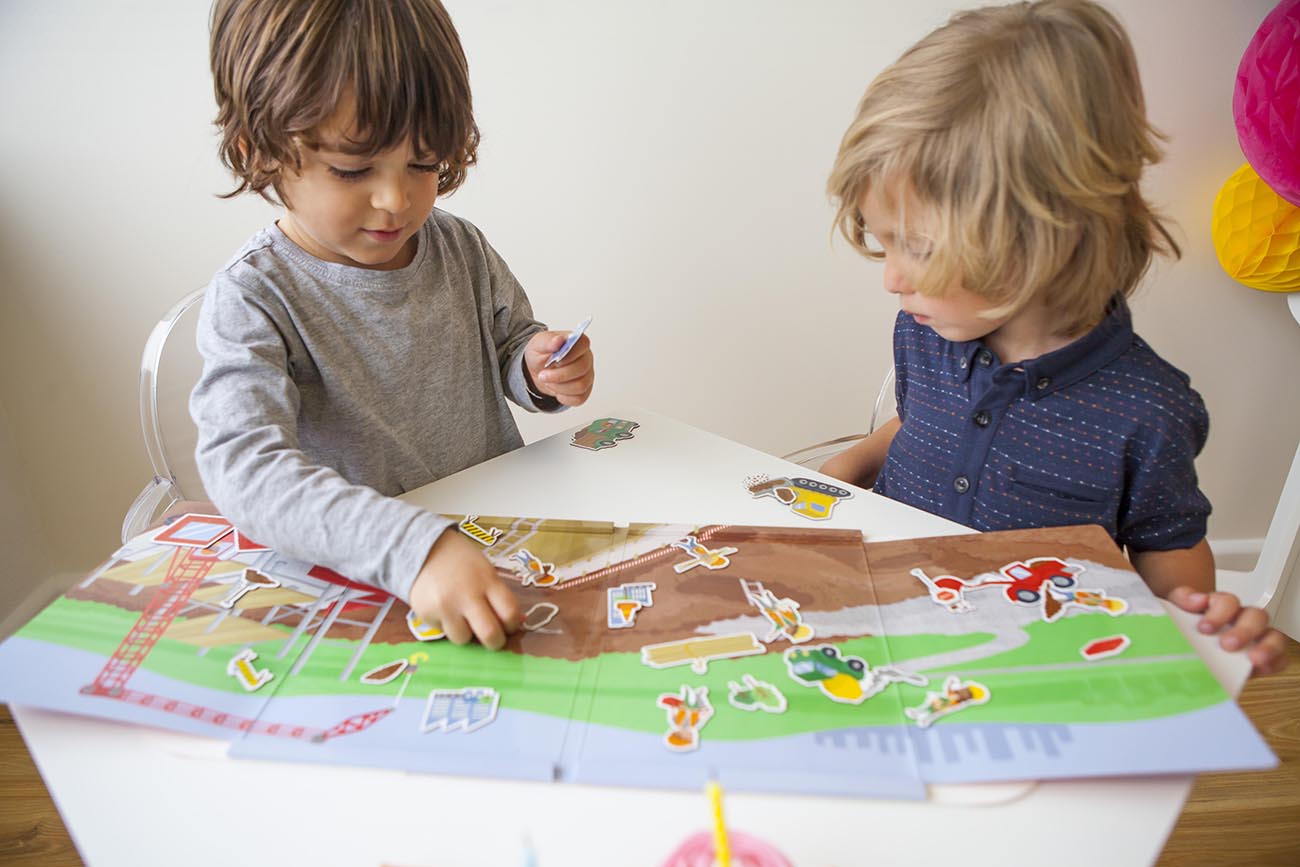 Magna Carry - Busy Builders | Tiger Tribe