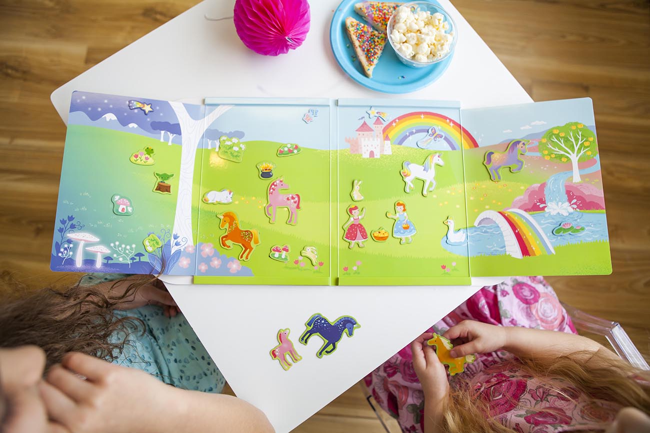 Magna Carry - Unicorn Kingdom | Tiger Tribe